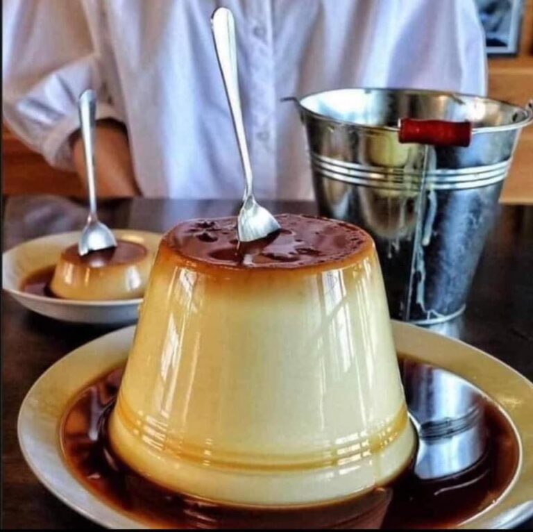 El Flan Clásico de Huevo y Caramelo