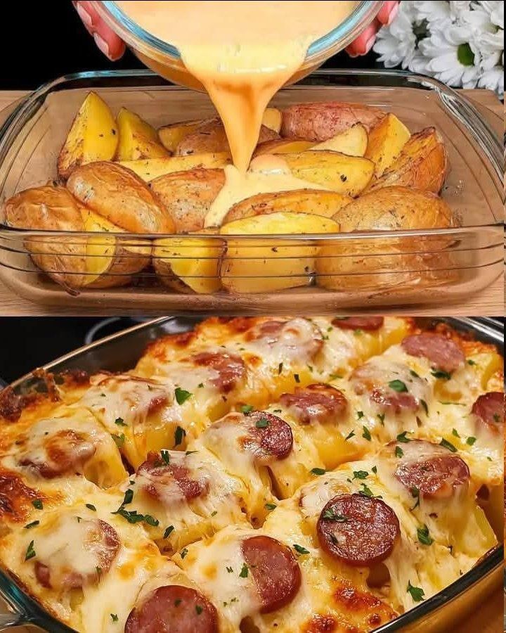Cazuela de Patatas al Horno con Queso y Salchichas