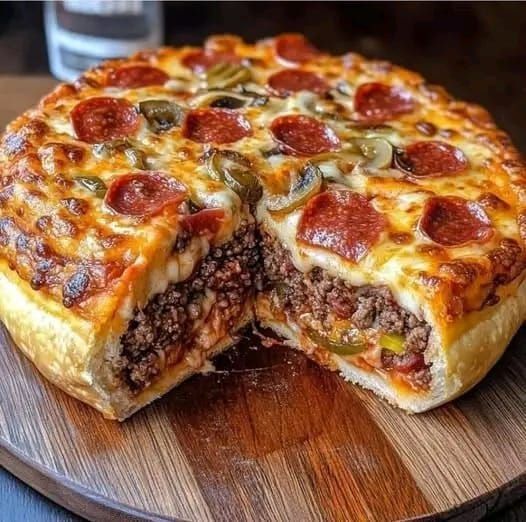 Pizza de base profunda para los amantes de la carne