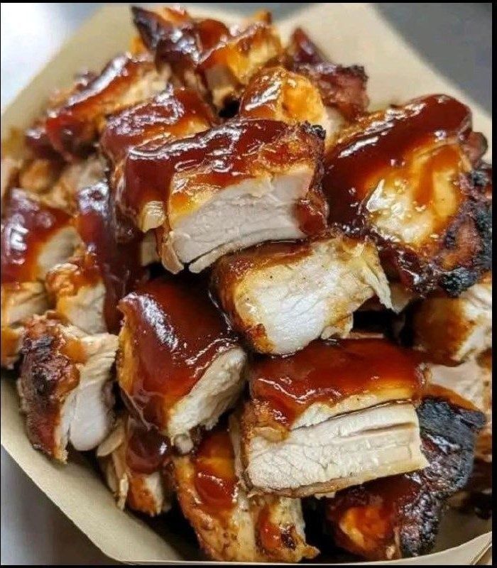 Costillas de Cerdo en Salsa BBQ: Tiernas, Jugosas y Llenas de Sabor