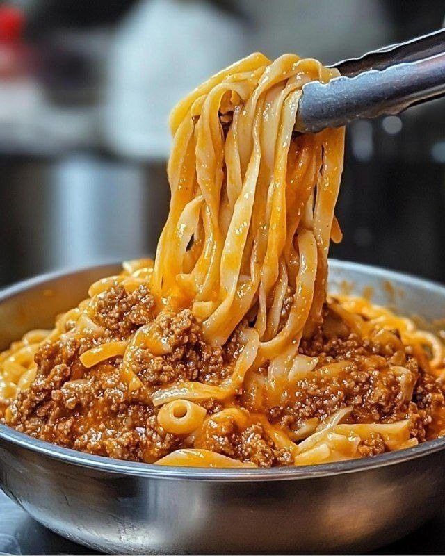 Fideos a la Boloñesa: El Clásico Italiano que Nunca Decepciona