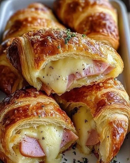 Rollitos de Jamón y Queso con Hojaldre: Receta Fácil y Deliciosa